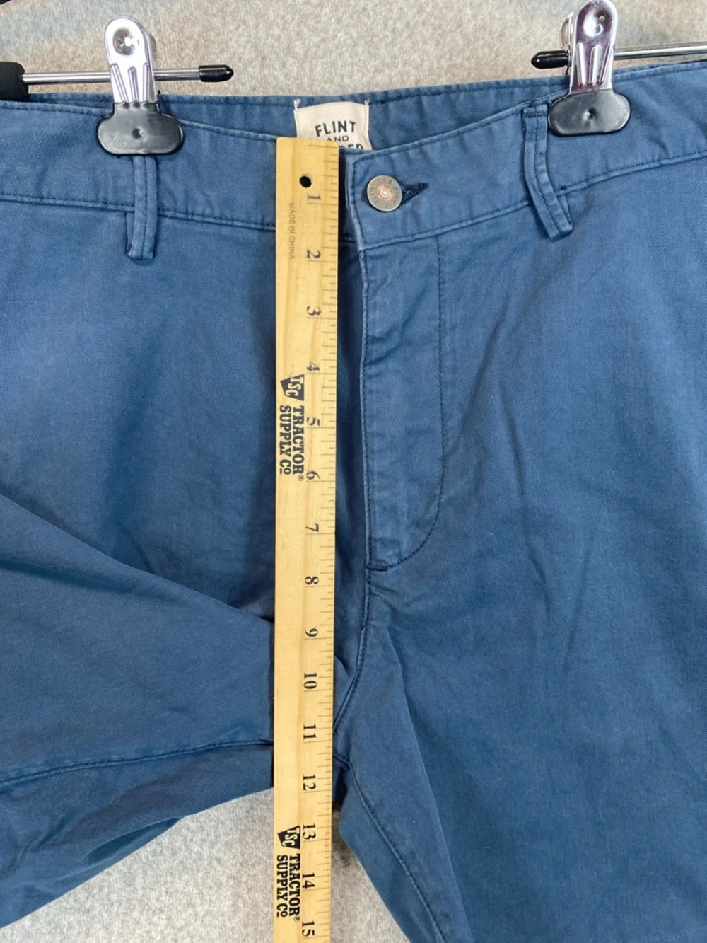 Flint and Tinder Flat Front Shorts Mens 32 Blue Chino 7.5” Inseam Casual Preppy